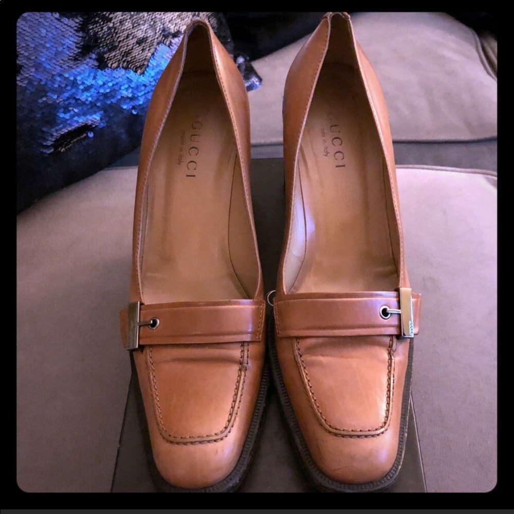 Authentic Amber Gucci Shoes  8.5